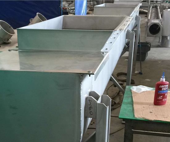 Screw Conveyors with Compactor for Wastewater Treatment Dutcotennant